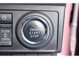 エンジンスタート&ストップをキーを取り出すことなく実現するプッシュスタート装着車!ポケットや鞄を探すストレスから開放されます。