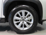 純正のアルミホイール装着車です。タイヤサイズは205/65R16です。