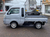 展示車両の他にもお探しの車も注文販売にて対応させて頂きます。詳しくはスタッフまでお尋ね下さい!