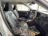 見通しのよいすっきりとした視界で、誰でも運転しやすいです。運転のしやすさは疲れにくさにも繋がりますよ♪