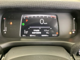 マルチインフォメーション・ディスプレイでは、燃費や車速、ホンダセンシング機能の注意表示など表示され、快適な運転に。