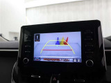 【バックモニター】付です。バックギヤに入れるだけで、ナビの画面に後方視界を映し出して非常に便利ですよ(^^♪後ろが見えることで安全確認も出来ますね☆