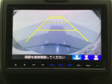 バックでの車庫入れも安心です! リアカメラが付いているバックモニター付のナビを装備しております。操作線もついており距離感も画面から確認できます。