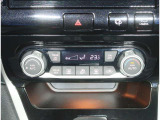 車内の温度を快適に保つ【オートエアコン】です。