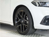 認定中古車では、厳しいHonda認定基準をクリアした厳選されたHonda認定中古車のみ、取り扱っております。「ご購入前の安心」「納車後の信頼」を車両と一緒に提供しております。