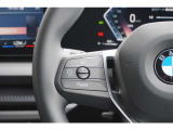 ACCは、レーダーやカメラが前走車や車線を検知し前方車両との車間距離を維持しながら自動で加減速を行い、低速走行時には車両停止までの制御を行ないます。