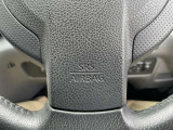 運転席側エアバックです。万が一の時に安心です