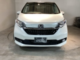 フロントマスクは個性もいっぱい! 人気の車です。