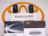 スマートキー付。取扱説明書とメンテナンスノートもあります☆品質評価シート付いてます!トヨタ認定中古車ライト!!