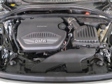 安心のBMW認定中古車は100項目の箇所を徹底的にチェック致します。機械的な箇所や電気系、コンピューターなどをご納車前に点検し、交換基準に達した部品は全て新品に修理返品した後にご納車致します。