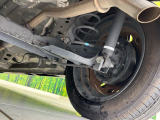 お車を安心してお乗りいただく為には、足回りの定期点検が欠かせません。サービスサポート(有償保証)では無料点検もご提供しており、安心のカーライフをお過ごしいただけるサポート体制が整っています。