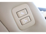 運転席から助手席のシートを操作することができます!