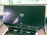 【12.3インチワイドナビ】高級感とインパクトのある大型ワイドナビを装備。各種オーディオ操作はもちろん、横長ワイド画面でのマップ2分割表示など、利便性も高いナビです♪