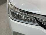 LEDヘッドライトは、点灯の瞬間から最大光量を発揮し、突然暗くなるトンネルなどでの安定感を高めます。