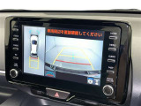 バックモニター付なので後退時に後方が見えるので安心。 車は構造上、死角がたくさんなので万が一を考えると必須ですね。 あくまで補助の為の装備、バックは目視で確認する事が重要ですよ。