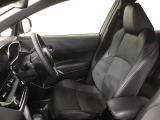 パワーシート搭載。微妙な調整が手軽にでき、最適なポジションで運転することが可能です。