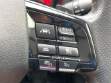 【全車速追従機能付クルーズコントロール】高速道路での長距離走行が楽に!!自動で速度を保つクルーズコントロールが、衝突軽減システムと連携し、前方の車両を感知して車間を保つように速度調節してくれます!!