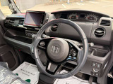 手の届く位置に操作系を集約。毎日の運転を快適にするドライバー目線の空間。