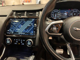 ◆LIBERALAは、輸入車選びの新たなスタイルを提案するインポート・セレクト・ブランドです。オーナー様となる方がクルマから直接感じる感性を第一にした、最良の一台との出会いをコーディネートいたします。