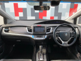 インパネ全体:視界が開けて前が見やすい設計です!安全に運転できます!