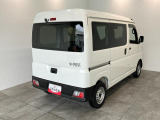 お客様にぴったりなおクルマをお選びいただけますように様々な展示車をご用意致しております!ダイハツの軽自動車だけではなく、他メーカー車やコンパクトカー・ミニバンなども数多く取り揃えております!