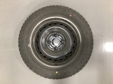 当社にてデモ走行時に装着していたワンシーズン使用の中古スタットレスタイヤ+ホイール4本セットを用意致しました。(2025年製、タイヤ+ホイールは現状渡し、保証対象外です)