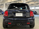 全てのMINIに全国のMINI正規ディーラーでご利用いただける保証をお付けしてご納車させていただいております(一部特殊車両を除く)。