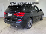 BMW xDriveの魅力は、走行状況と路面状況の変化をリアルタイムに把握し、4輪のトラクションを絶えず最大限に保つことで、どんなコンディションにおいても揺るぎない走りを実現させてくれます。