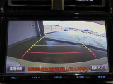 バックガイドモニターで、後方を確認しながら安心して駐車することができます。運転初心者も熟練者も必須の機能ですよ!