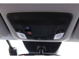 緊急通報ボタンが装備されています。ホンダコネクト対応。ご利用には、Honda Total Care プレミアムのご加入が必要です。