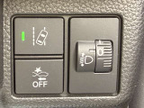 機能ごとにON/OFF操作が可能なスイッチ配置。運転シーンに合わせて調整できます。