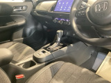 停車中にブレーキペダルを踏み続けなくてもブレーキ保持ができるオートマチックブレーキホールド機能です。