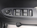 当社は購入後のアフターケアを大切にしております。納車後、1ヶ月無料点検、半年ごとにあんしん点検、12ヶ月法定点検の誘致をします。また車検までの点検をセットにした『ワンダフルパスポート』を販売中です。