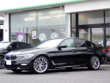 BMW在庫保有台数常時100台以上!ご来店の際はBMW本店(厚木市下荻野140-1)にご来店ください!弊社自慢の全天候型ショールーム!BMW在庫保有台数常時100台以上ございます!