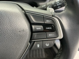 アクセルから足を離しても設定したスピードを保ち走行し、高速道路での疲労軽減に役立つクルーズコントロール付きです!