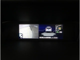 ■後退時には、リヤの4つのセンサーが障害物の接近をしっかりと見張り、万が一の際にはブレーキをかけてくれるので、後方が確認しにくいガレージなどへの車庫入れも安心して行えます。
