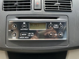 CDステレオ装備です。FM/AMラジオ、AUX接続が可能です。