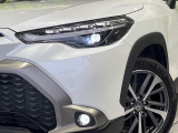 【シーケンシャルターンランプ付きLEDヘッドライト】人気の『流れるウィンカー』付きのLEDヘッドライトを装備♪高級感はもちろん、点灯時は存在感たっぷりで他車からも認識されやすく安心です。
