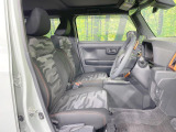 運転席シート廻りは使用感も少なく、良好な状態となっています。丁寧に使われていたことがよくわかりますね。
