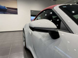 当社はジーライオングループに加入しております。お車に付加価値をご案内できる独自の多彩な商品を展開し、ご案内しております。是非ともご用命ください。