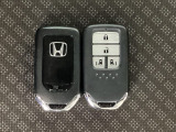 スマートキー付きですからドアロックの開閉およびエンジンスタートが楽々です。電動スライドドアの開け閉めもボタンで操作できます。スペアキーも同じものを用意しております。
