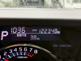 気になるお車がありましたら右の電話番号から直接お店にお問い合わせください。支払方法から車両情報、状態までなんでもご説明させて頂きます。スタッフ一同ご連絡お待ちしております。