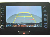 バックガイドモニターで、後方を確認しながら安心して駐車することができます。運転初心者も熟練者も必須の機能ですよ!
