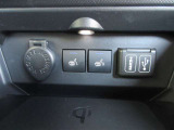 車内でお好きなエンタメ楽しめるHDMI&USBポート