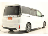 低価格で良質なお車を全社総台3,000在庫からお選びいただけます。営業時間 10:00〜19:00