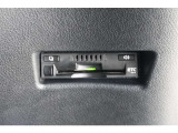 【ETC】 ETCを装備していれば、暑い日や寒い日、雨の日も窓を開ける必要がないので快適ドライブが楽しめます。