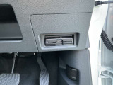 ここに ETC付いております。高速道路の料金所もスイスイ♪