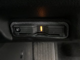 ETCが付いてます。ETC搭載車しか通過できないスマートICが利用できるようになりますよ!現在スマートICの設置箇所も増えてきているので、高速道路利用の幅が広がりますね☆