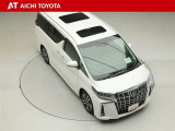 両側パワースライドドア付きだから、狭い駐車スペースなどでの乗り降りラクラク♪小さなお子さまのいるご家庭には嬉しい装備です。