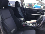 それぞれの分野のプロがお車の悩みや疑問に親身になって対応させていただきます。